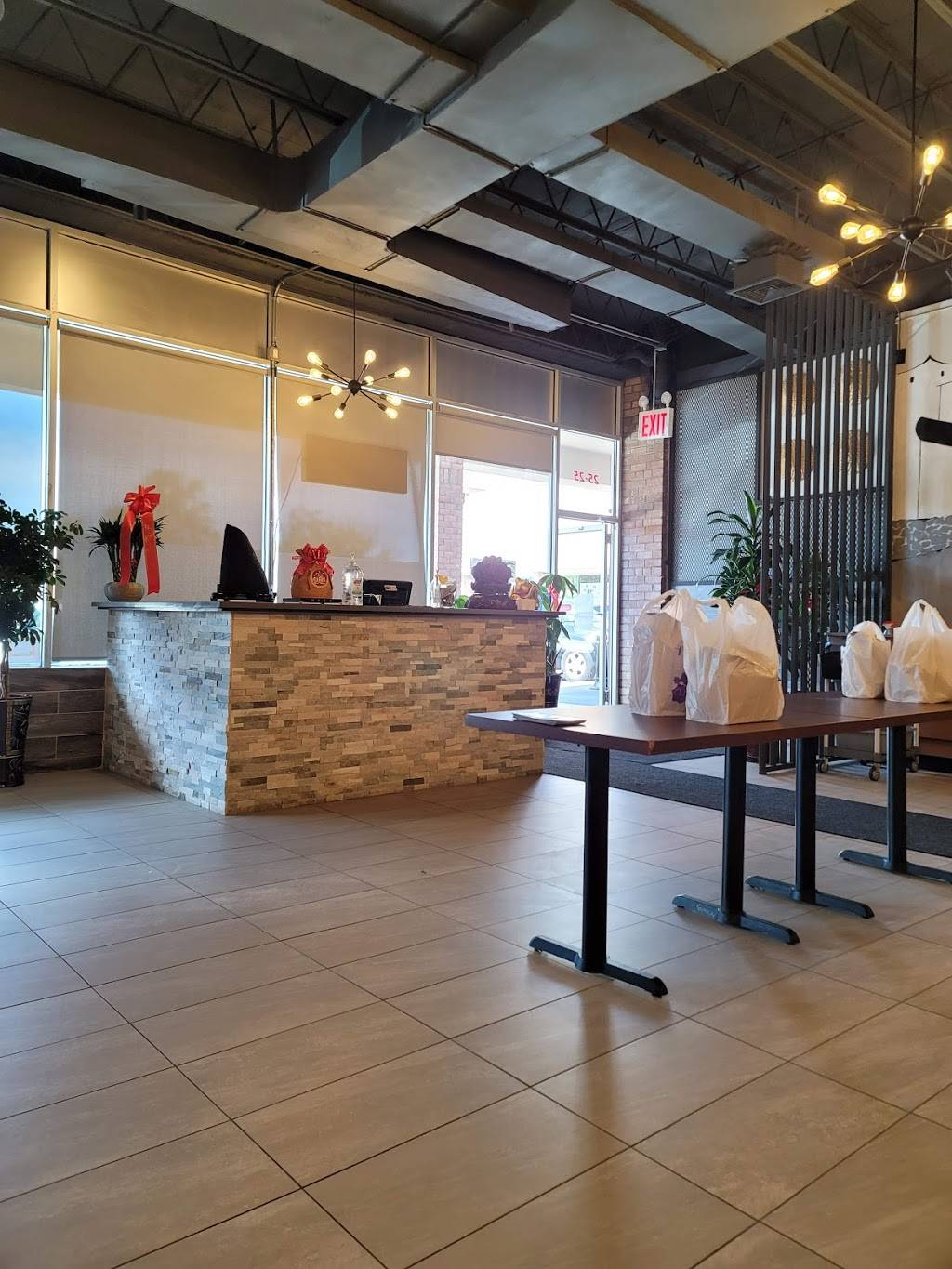 Pho Top Restaurant | restaurant | 25-25 Parsons Blvd, Queens, NY 11354, USA | 3475060119 OR +1 347-506-0119