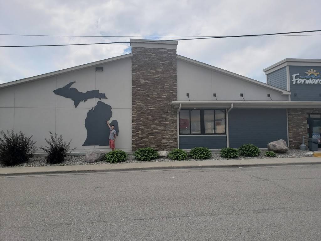 Subway | restaurant | 201 S Main St, Standish, MI 48658, USA | 9898460219 OR +1 989-846-0219