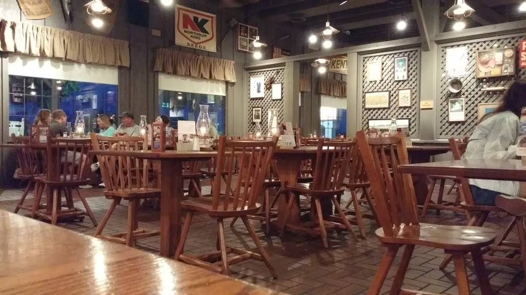 Cracker Barrel Old Country Store | restaurant | 1520 E, FL-50, Clermont, FL 34711, USA | 3522439608 OR +1 352-243-9608