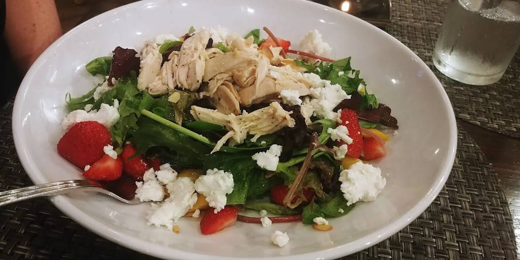 Rusconis American Kitchen | restaurant | 10637 N Tatum Blvd, Phoenix, AZ 85028, USA | 4804830009 OR +1 480-483-0009