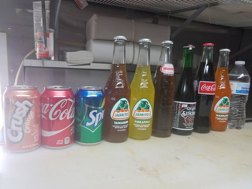 Taqueria la vecindad | restaurant | 5811 W Oklahoma Ave, Milwaukee, WI 53219, USA | 4142499135 OR +1 414-249-9135