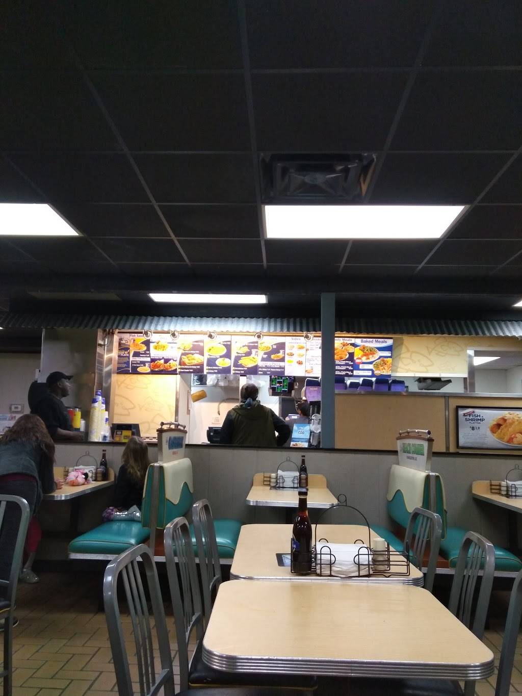 Long John Silvers | restaurant | 5447 New Cut Rd, Louisville, KY 40214, USA | 5023611951 OR +1 502-361-1951