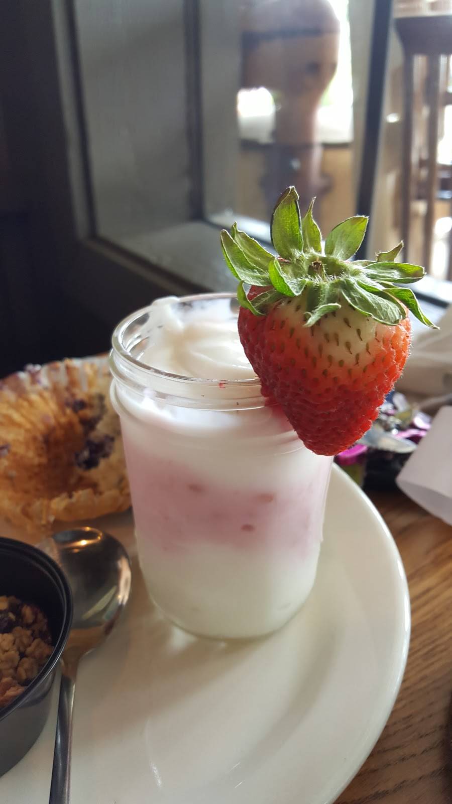 Cracker Barrel Old Country Store | restaurant | 1301 League Line Rd, Conroe, TX 77304, USA | 9368562052 OR +1 936-856-2052