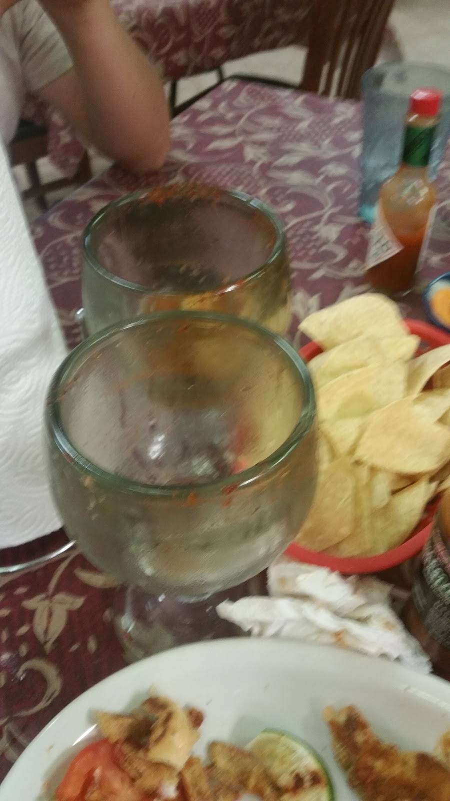 Los Nopalitos | restaurant | 4723 W 34th St, Houston, TX 77092, USA | 7136863372 OR +1 713-686-3372