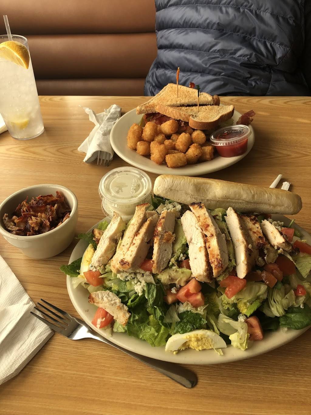 Parkside Cafe | restaurant | 1026 E McMillan St, Cincinnati, OH 45206, USA | 5132212026 OR +1 513-221-2026