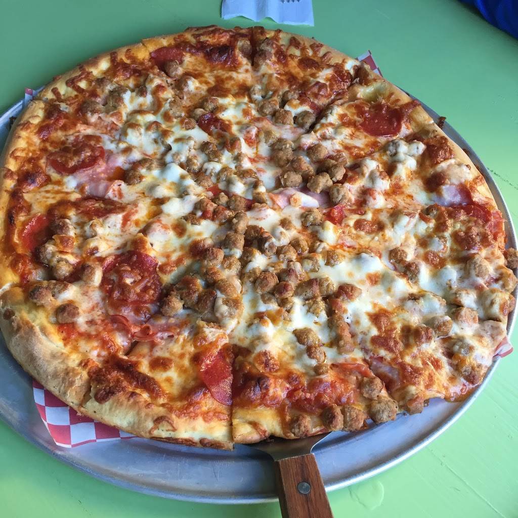 Van Gos Pizza | restaurant | 180 Web St, Friday Harbor, WA 98250, USA | 3603780138 OR +1 360-378-0138