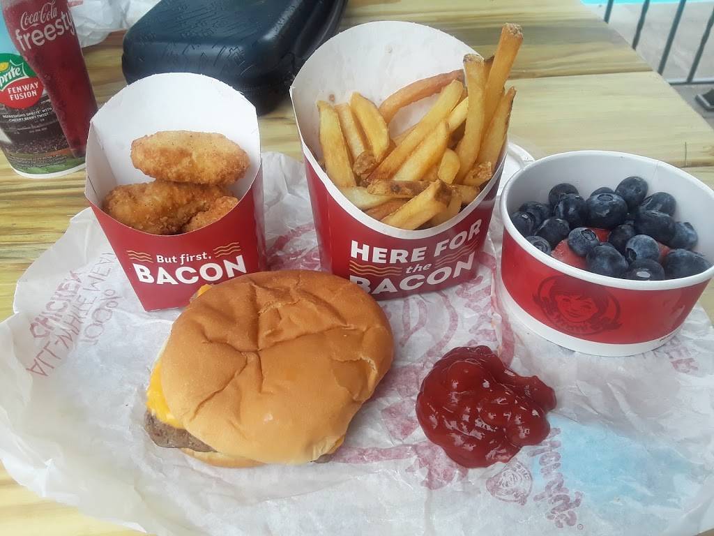 Wendys | restaurant | 850 Manton Ave, Providence, RI 02909, USA | 4015214668 OR +1 401-521-4668