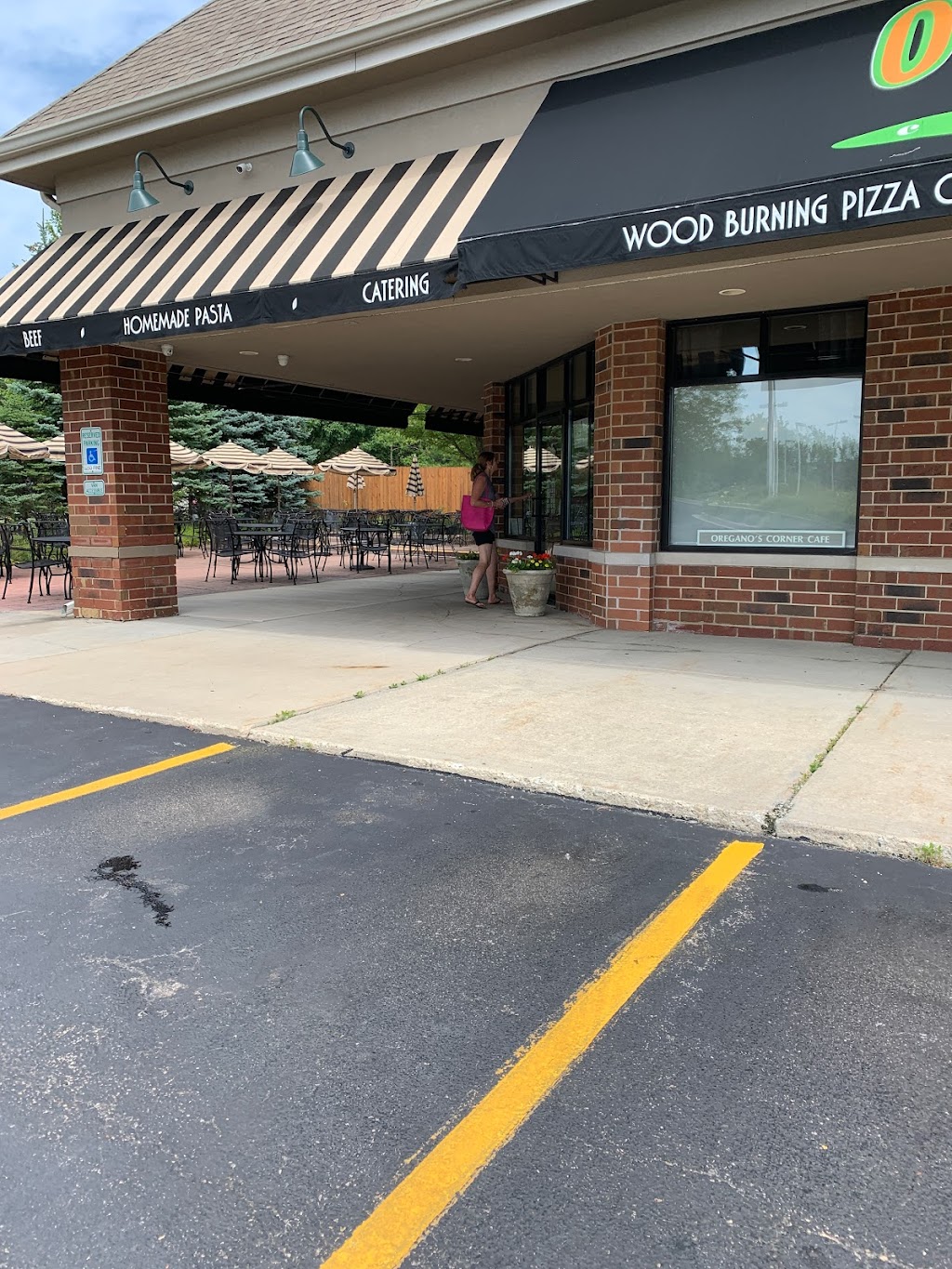 Oreganos Corner Cafe | cafe | 119 Gilmer Rd, Hawthorn Woods, IL 60047, USA | 8475663003 OR +1 847-566-3003