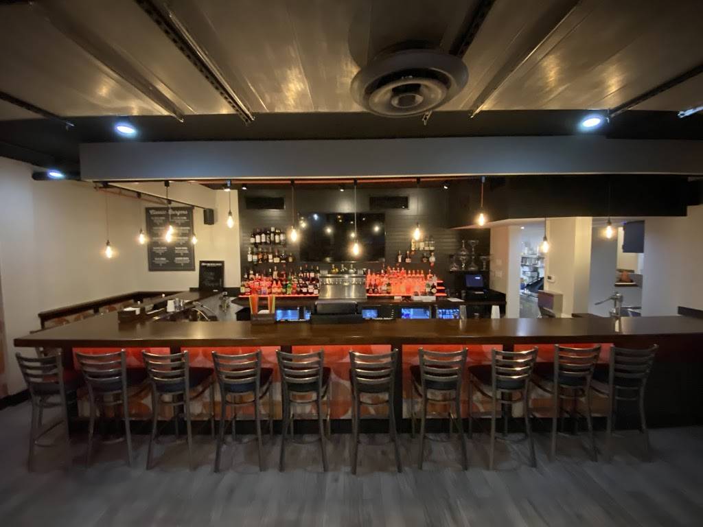 Flipside Burgers & Bar | restaurant | 1 Schooner Ln, Milford, CT 06460, USA | 2032837282 OR +1 203-283-7282