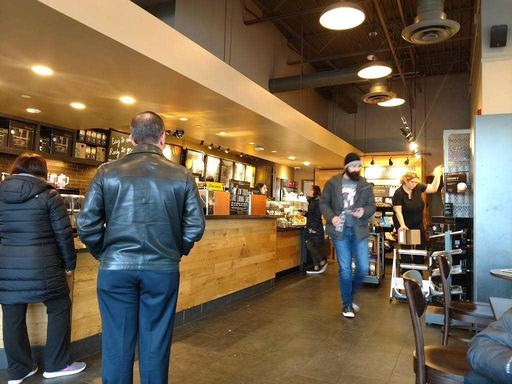 Starbucks | cafe | 1596 Union Tpke, New Hyde Park, NY 11040, USA | 7188311323 OR +1 718-831-1323