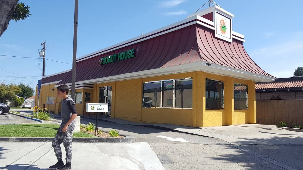 Tonys Donut House | bakery | 14226 Ramona Blvd, Baldwin Park, CA 91706, USA | 6263439010 OR +1 626-343-9010