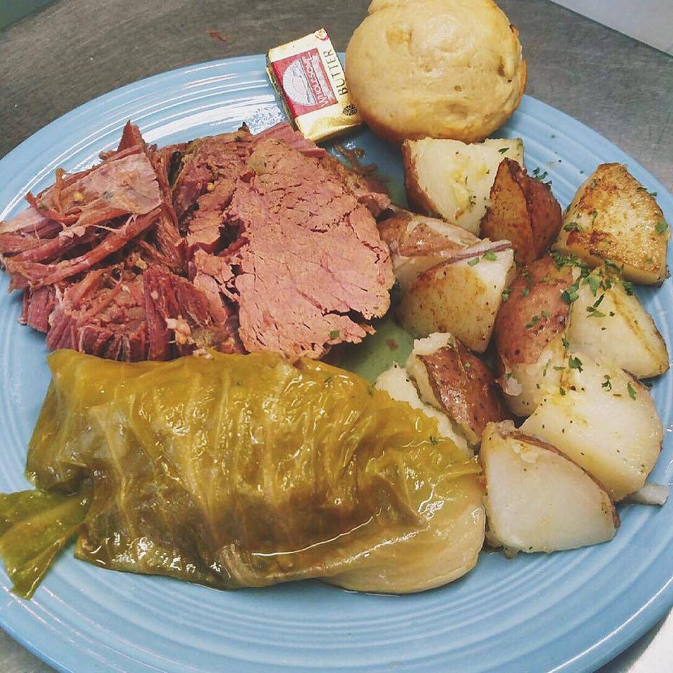 Clarks Restaurant | restaurant | 731 U.S. 101, 6 miles south of Aberdeen, Cosmopolis, WA 98537, USA | 3605381487 OR +1 360-538-1487