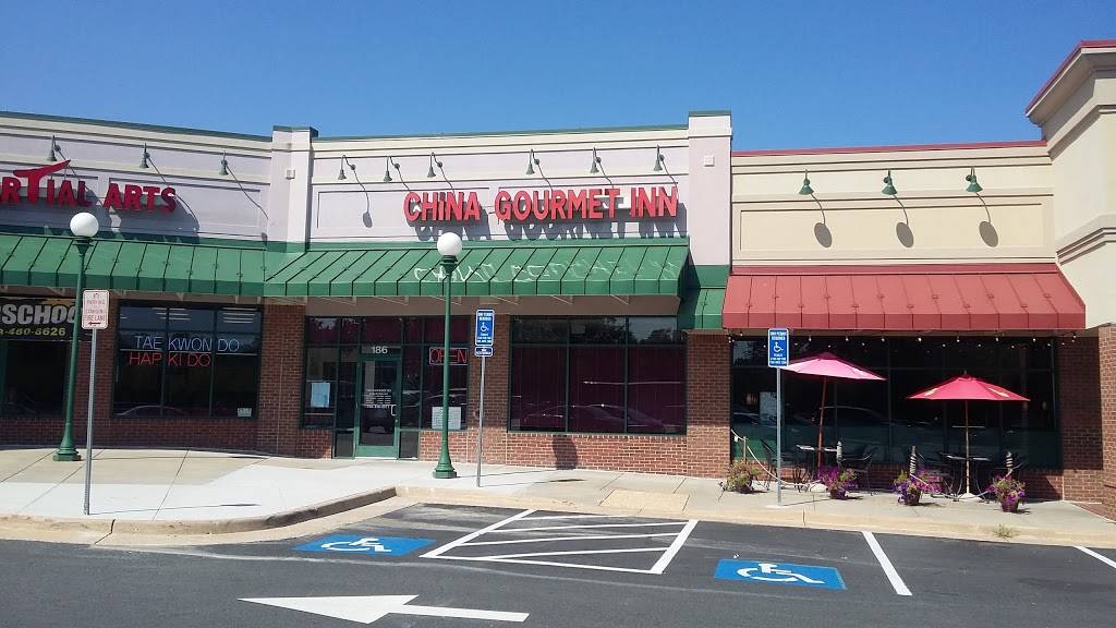 China Gourmet Inn | restaurant | 20789 Great Falls Plaza, Sterling, VA 20165, USA | 7034502970 OR +1 703-450-2970