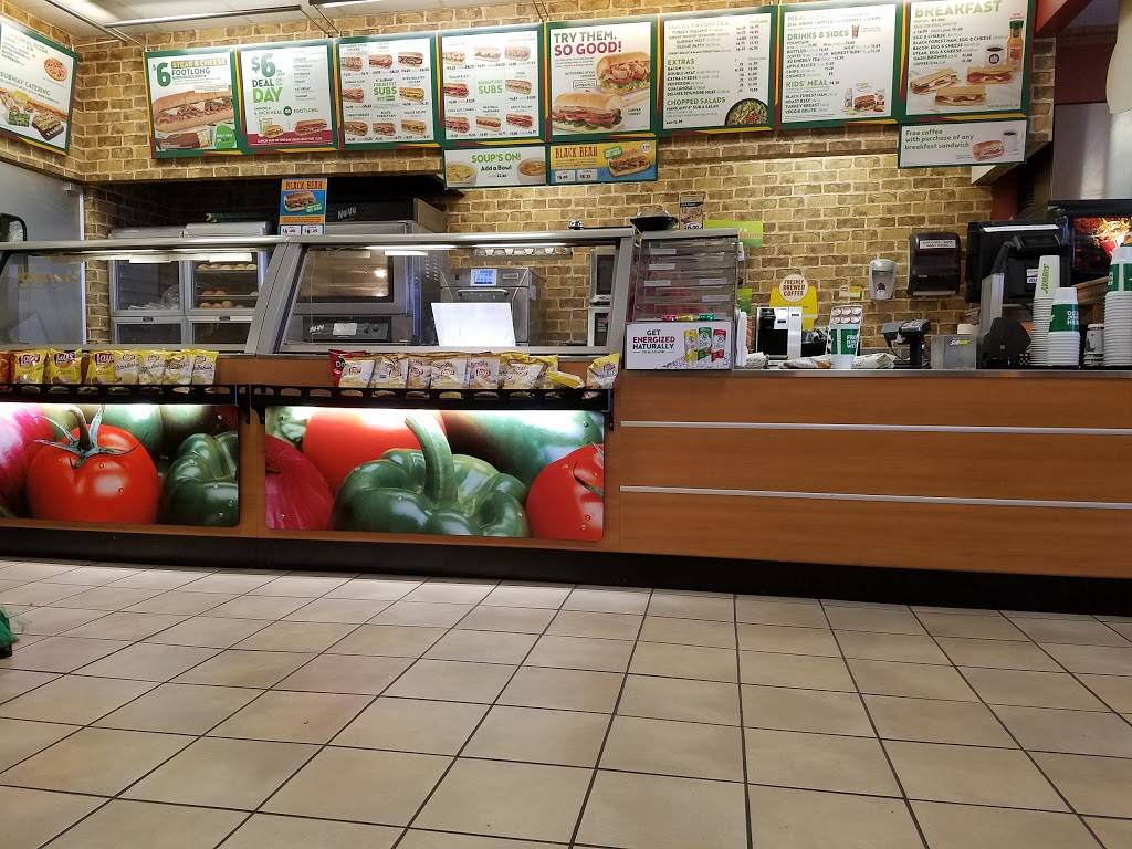 Subway Restaurants | restaurant | 13580 Jefferson Davis Hwy, Woodbridge, VA 22191, USA | 7034900972 OR +1 703-490-0972