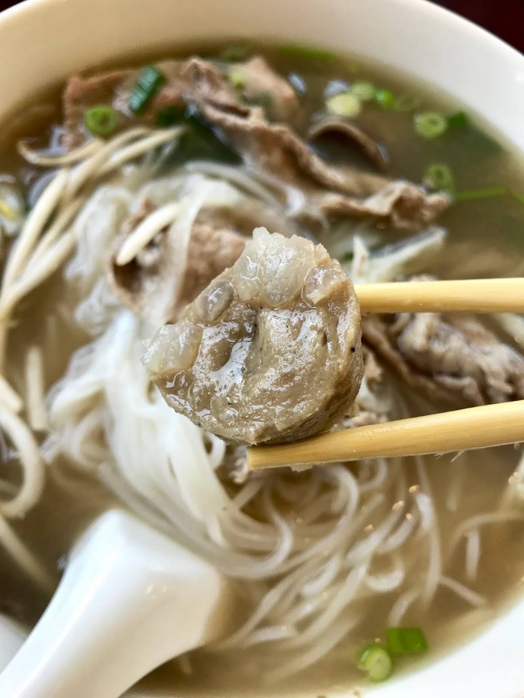 PHO Banh Mi & Che Cali | restaurant | 18122 Brookhurst St, Fountain Valley, CA 92708, USA | 7145936300 OR +1 714-593-6300