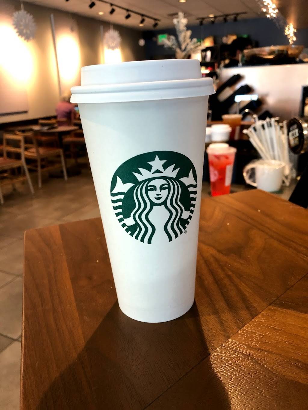 Starbucks | cafe | 27250 Bay Landing Dr, Bonita Springs, FL 34135, USA | 2399497130 OR +1 239-949-7130