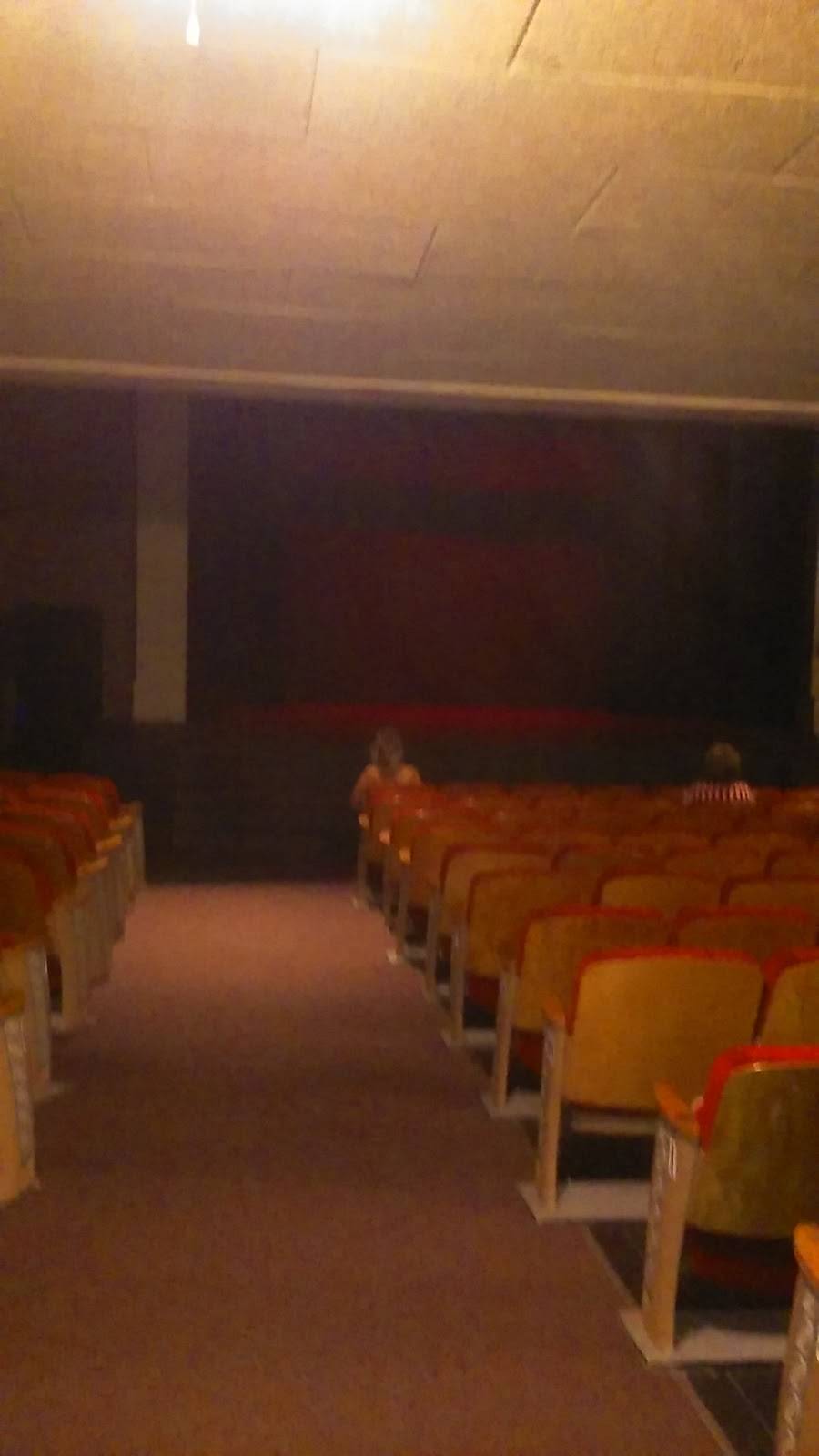 Golden Gaslight Conservatory | restaurant | 3908 N Gratton Rd, Denair, CA 95316, USA | 2096649514 OR +1 209-664-9514