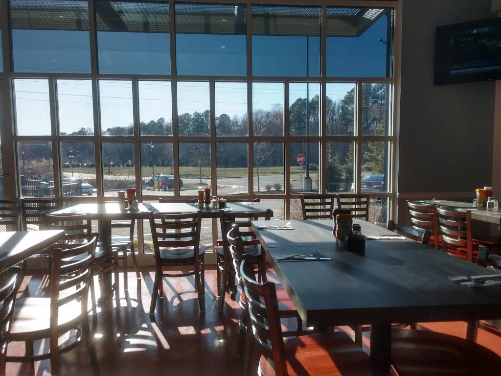 Headwaters Seafood & Grille | restaurant | 28510 Marlboro Ave Unit C, Easton, MD 21601, USA | 4104430471 OR +1 410-443-0471