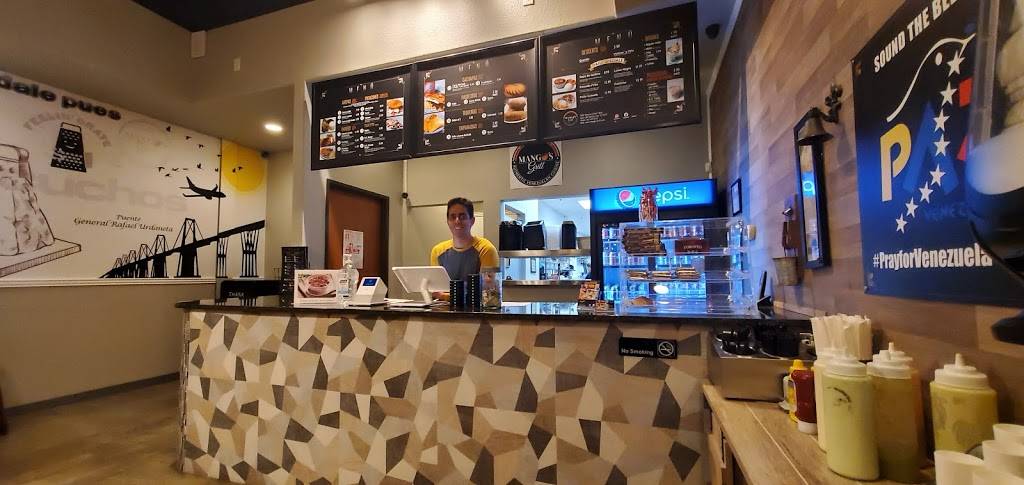 Mangos Grill | restaurant | 5000 Western Center Blvd #280, Haltom City, TX 76137, USA | 8174798122 OR +1 817-479-8122