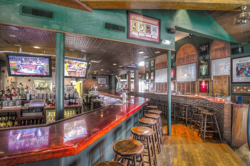 Goldies Sports Cafe | cafe | 10135 E Vía Linda, Scottsdale, AZ 85258, USA | 4804516269 OR +1 480-451-6269