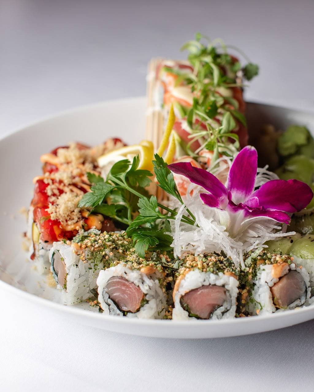 LoLa 42 | restaurant | 22 Liberty Drive, Boston, MA 02210, USA | 6179514002 OR +1 617-951-4002