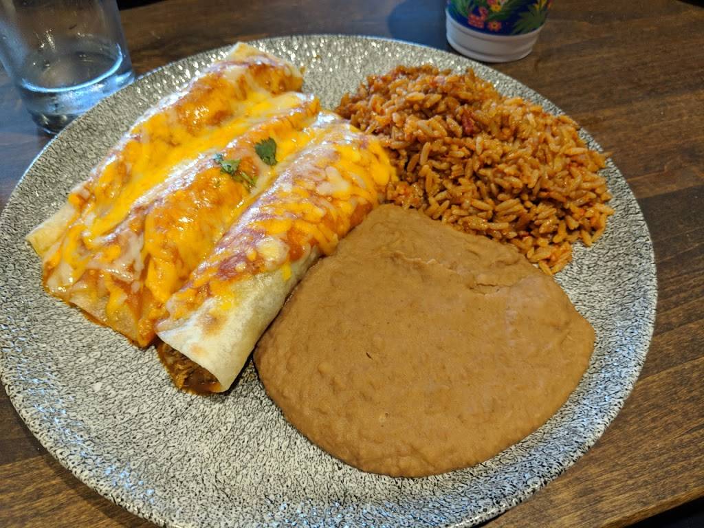 El Guaco | restaurant | 13039 Tecumseh Rd E, Windsor, ON N8N 3T4, Canada | 5197396189 OR +1 519-739-6189