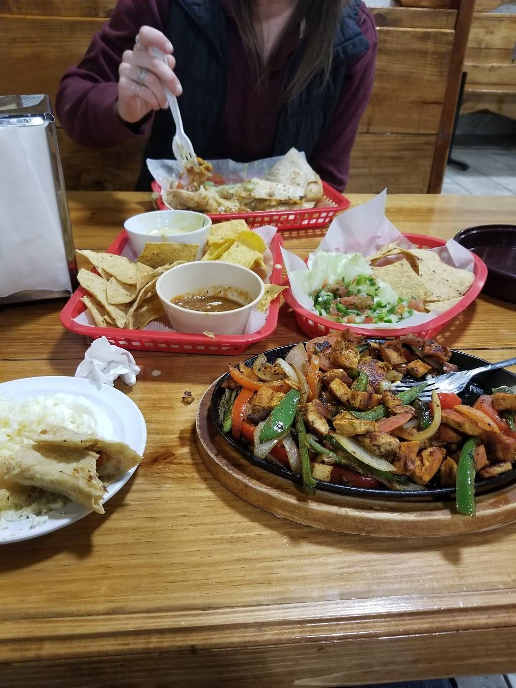 Tortas El Guero | restaurant | 5698 S Brookville Rd, Indianapolis, IN 46219, USA | 3176022346 OR +1 317-602-2346