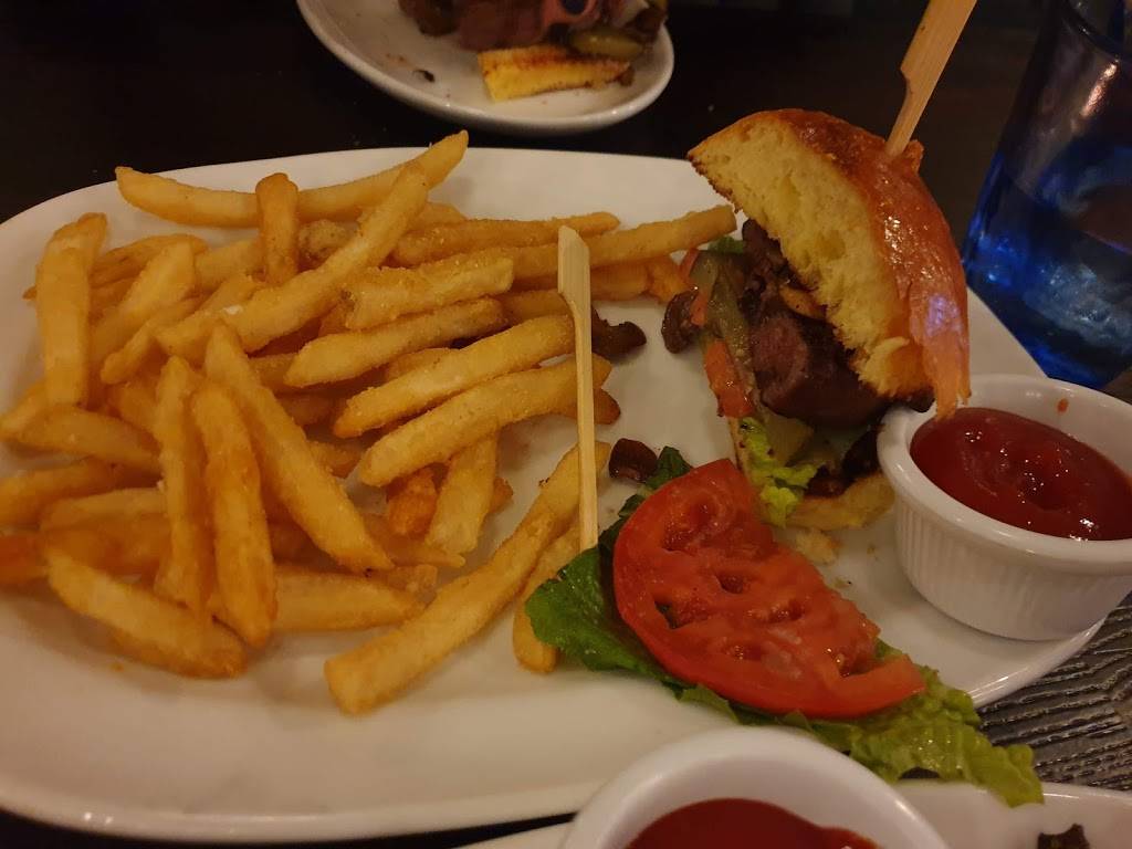 Citron & Rose Tavern | restaurant | 261 Montgomery Ave #2814, Bala Cynwyd, PA 19004, USA | 6102577577 OR +1 610-257-7577