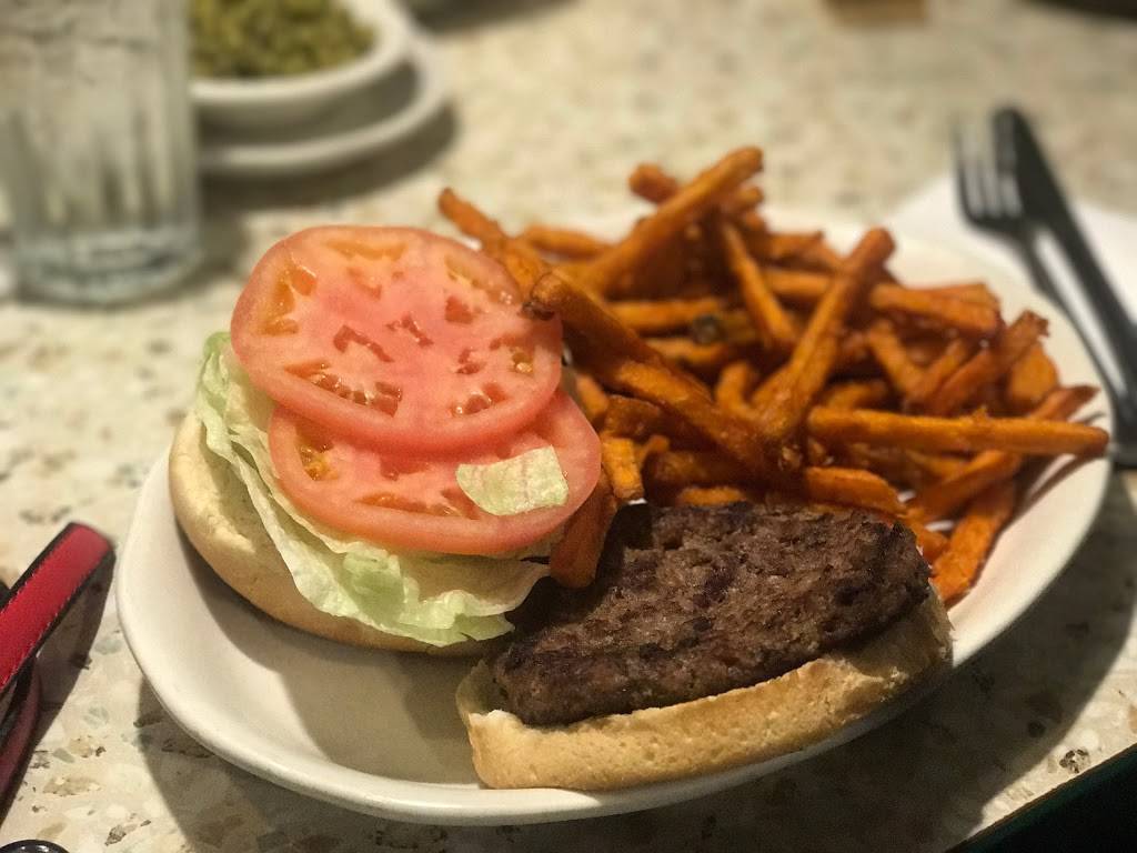 Athena Diner II | restaurant | 1306, 320 Washington Ave, North Haven, CT 06473, USA | 2032390663 OR +1 203-239-0663