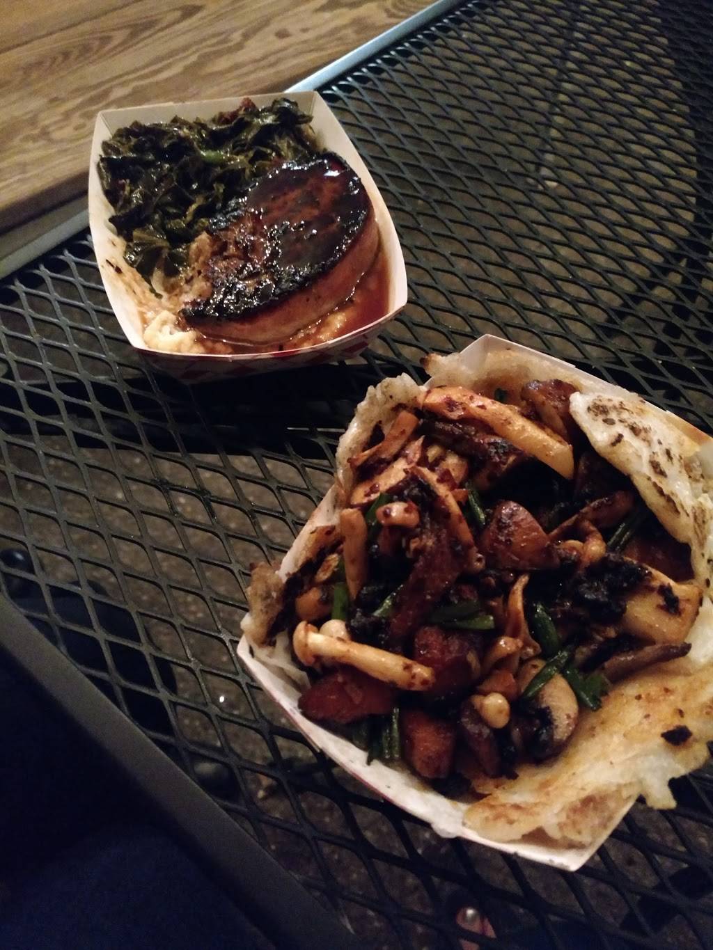 Three Little Pigs | restaurant | 6507 Burnet Rd, Austin, TX 78757, USA | 5127099972 OR +1 512-709-9972