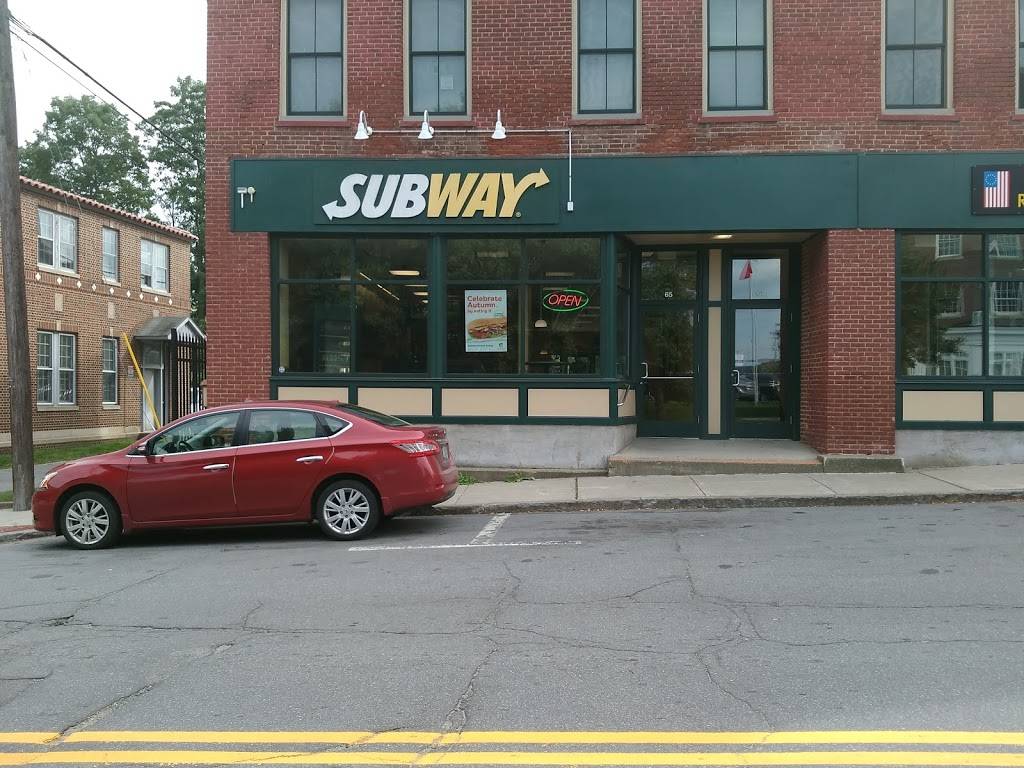 Subway | restaurant | 61 Square, Bellows Falls, VT 05101, USA | 8024634101 OR +1 802-463-4101