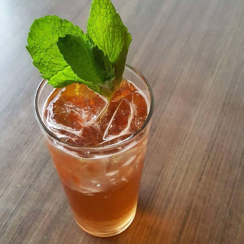 Lindley Park Filling Station | restaurant | 2201 Walker Ave, Greensboro, NC 27403, USA | 3362742144 OR +1 336-274-2144