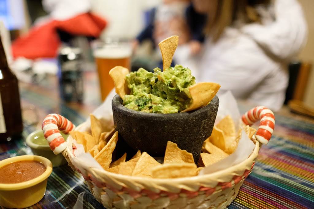 El Molcajete Mexican Food | restaurant | 271 Old Croton Rd, Flemington, NJ 08822, USA | 9082371553 OR +1 908-237-1553