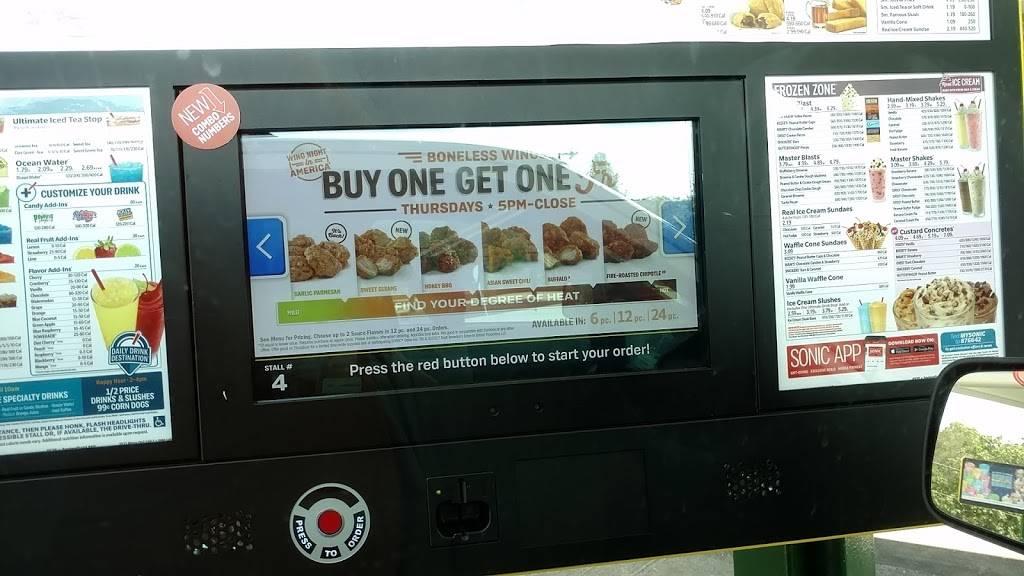 Sonic Drive-In | restaurant | 3250 Falls Pkwy, Branson, MO 65616, USA | 4173355054 OR +1 417-335-5054