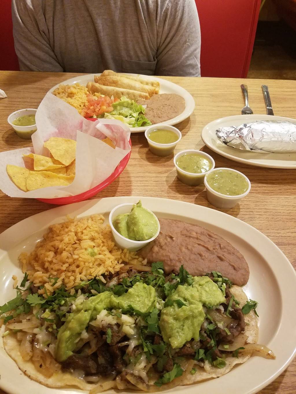 Pepes Tacos N Salsa | restaurant | 12820 Jones Maltsberger Rd, San Antonio, TX 78247, USA | 2102368288 OR +1 210-236-8288