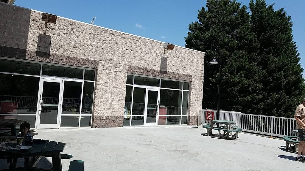 Big Rock Cafe | restaurant | Memorial Hall Cir, Stone Mountain, GA 30087, USA | 8004012407 OR +1 800-401-2407