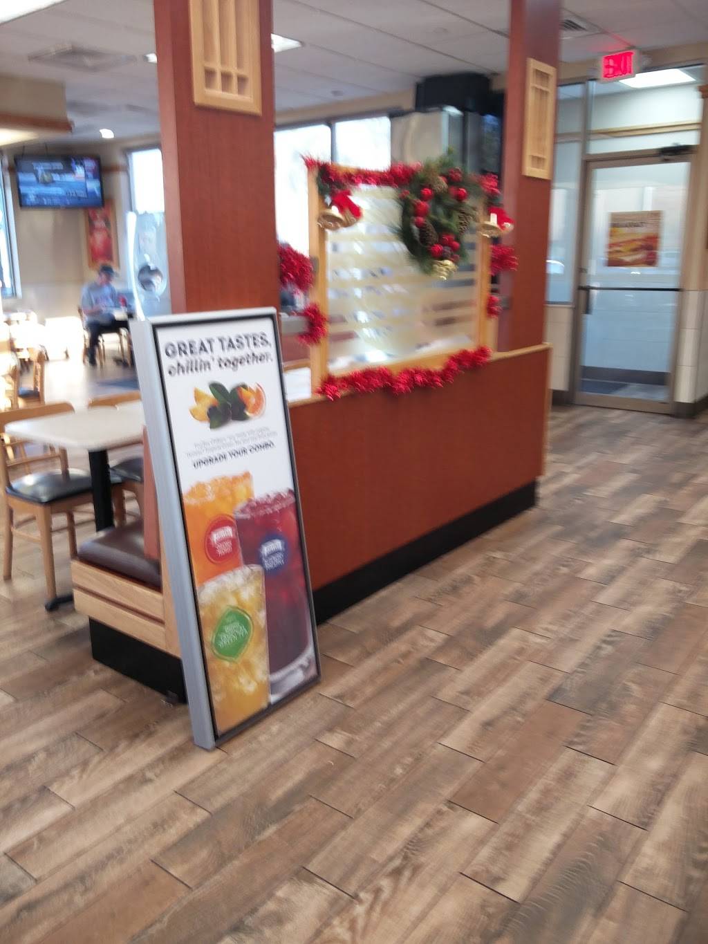 Wendys | restaurant | 2501 Lee Blvd, Lehigh Acres, FL 33971, USA | 2393032063 OR +1 239-303-2063