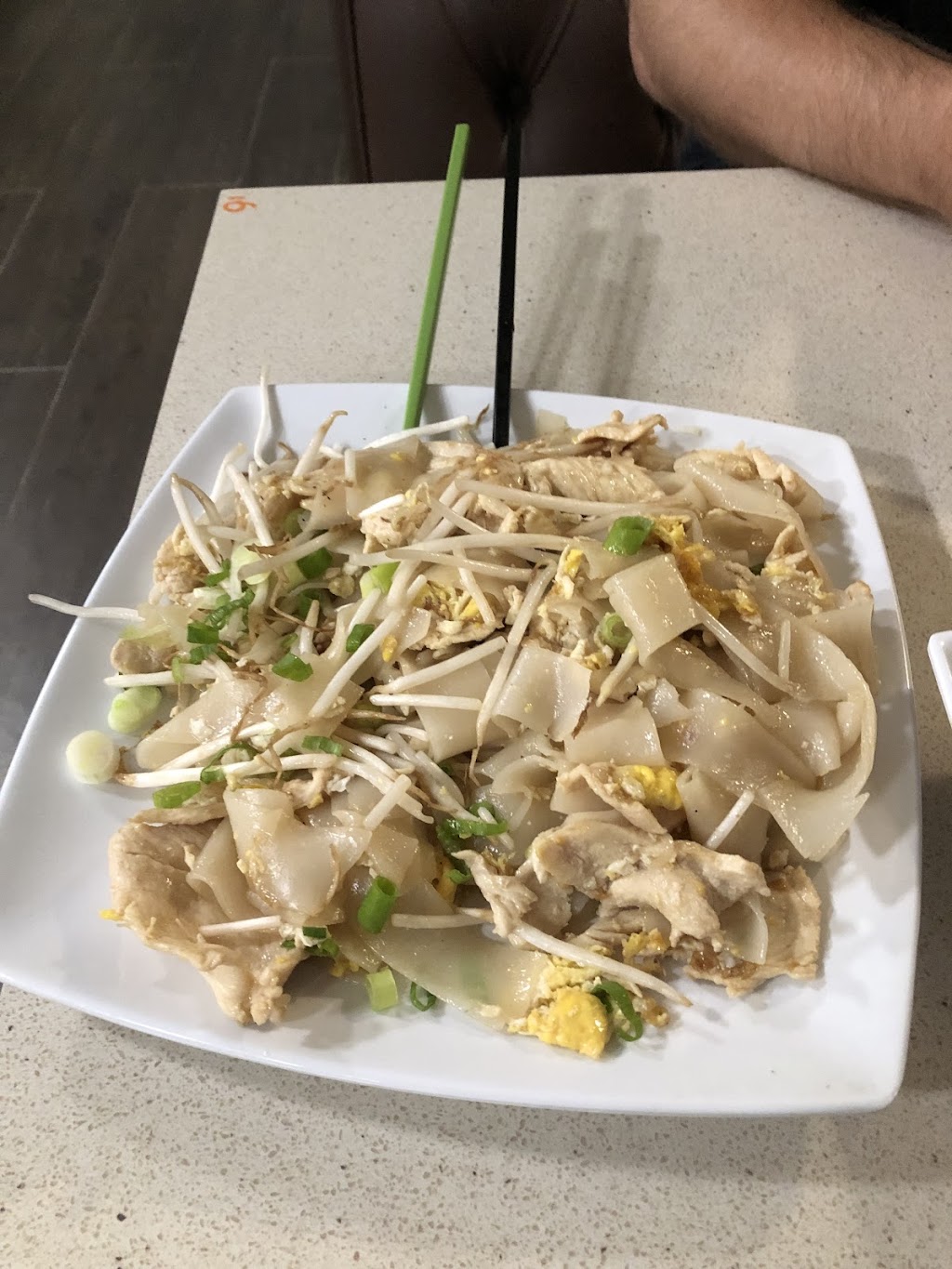 Brown Rice Thai Restaurant | restaurant | 233 Gentle Springs Ln, Diamond Bar, CA 91765, USA | 9093968799 OR +1 909-396-8799