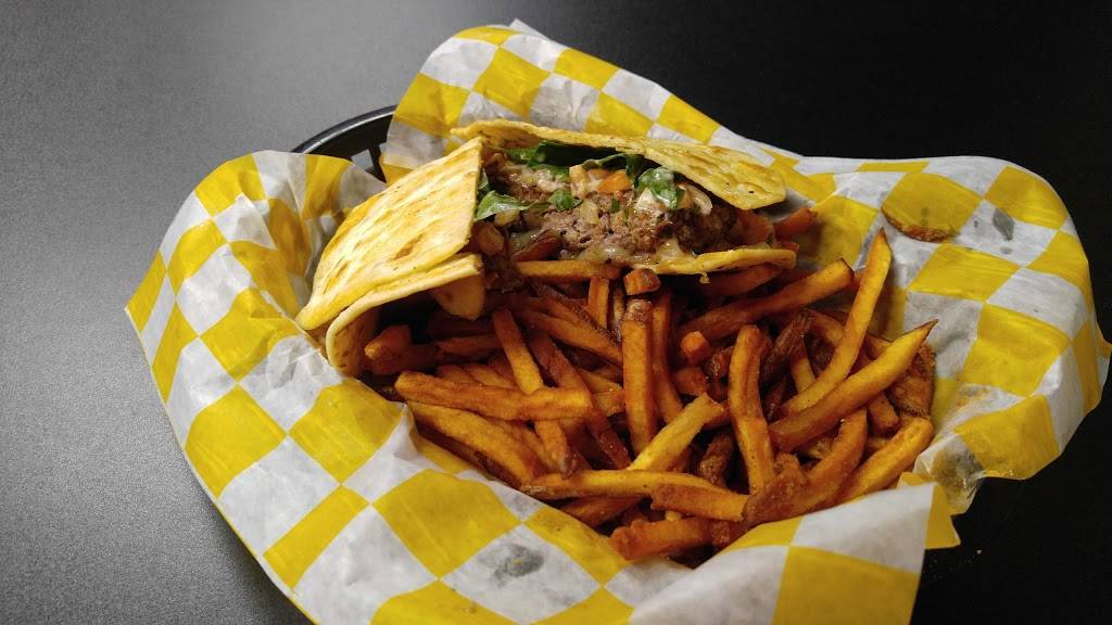 Smokey Bears BBQ & Grill | restaurant | 1509 American Greeting Card Rd, Corbin, KY 40701, USA | 6065232233 OR +1 606-523-2233