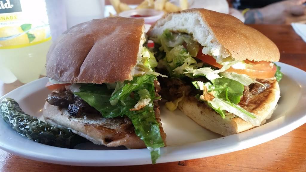 Don Lalos Mexican Food | restaurant | 585 W El Roblar Dr, Ojai, CA 93023, USA | 8056403736 OR +1 805-640-3736