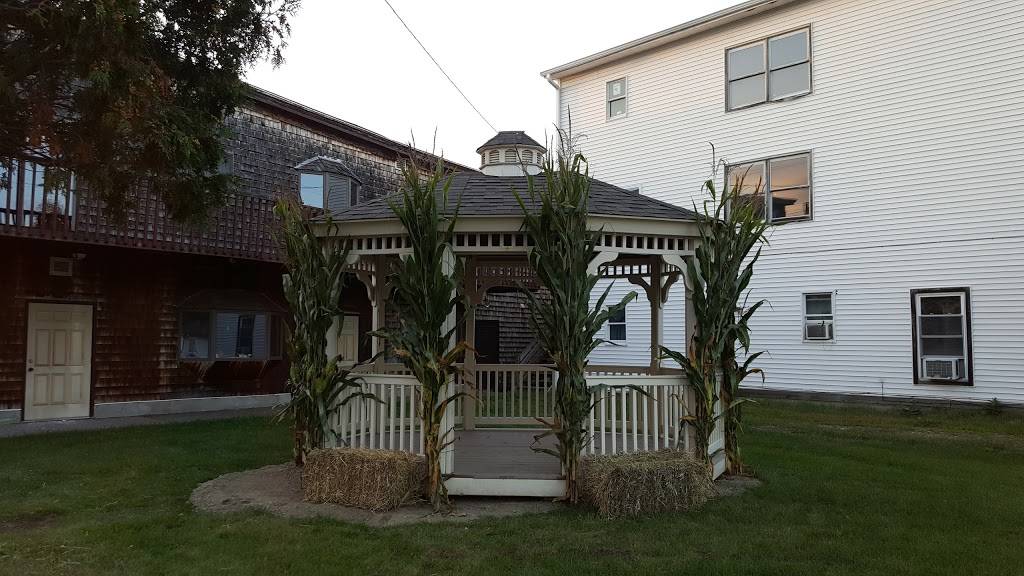 North Country Family Restaurant | restaurant | 12 Main St, Groveton, NH 03582, USA | 6036361511 OR +1 603-636-1511