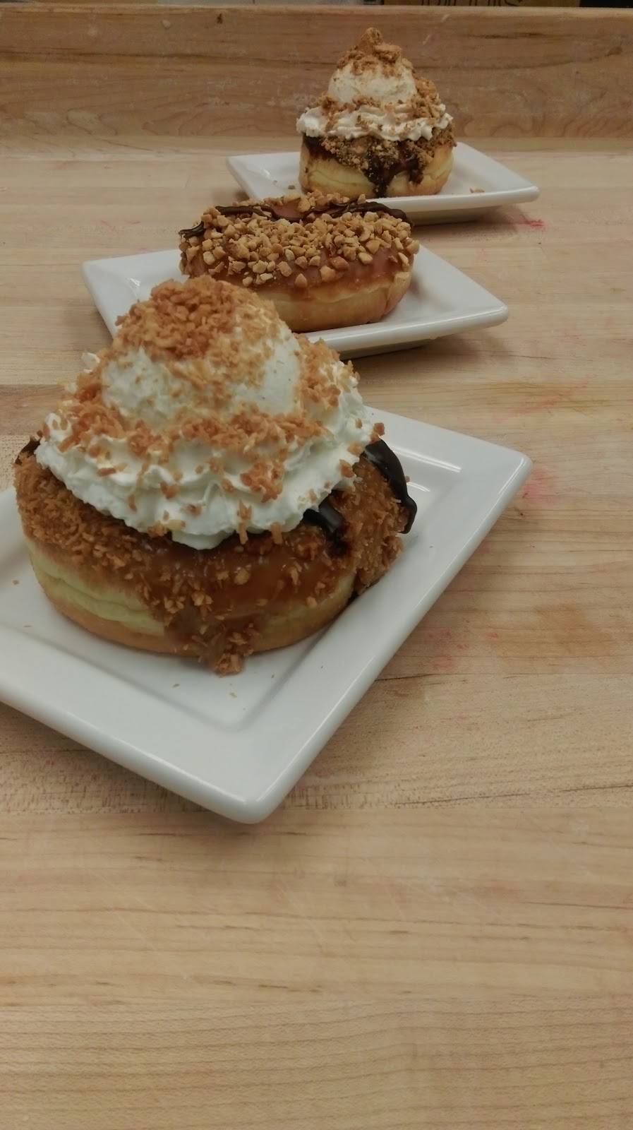 Captain Gregorys | restaurant | 804 N Henry St, Alexandria, VA 22314, USA | 5716594934 OR +1 571-659-4934