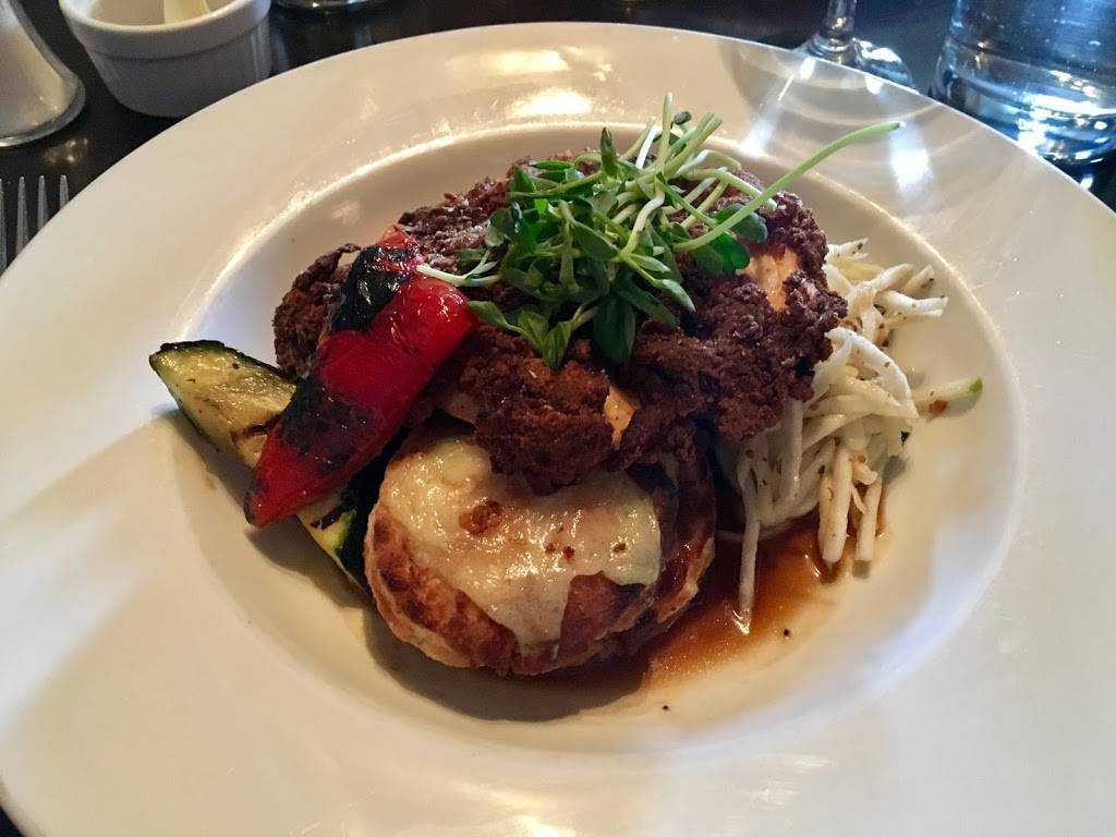 Bin 23 Restaurant | restaurant | 6 Carden St, Guelph, ON N1H 3A2, Canada | 5197802246 OR +1 519-780-2246