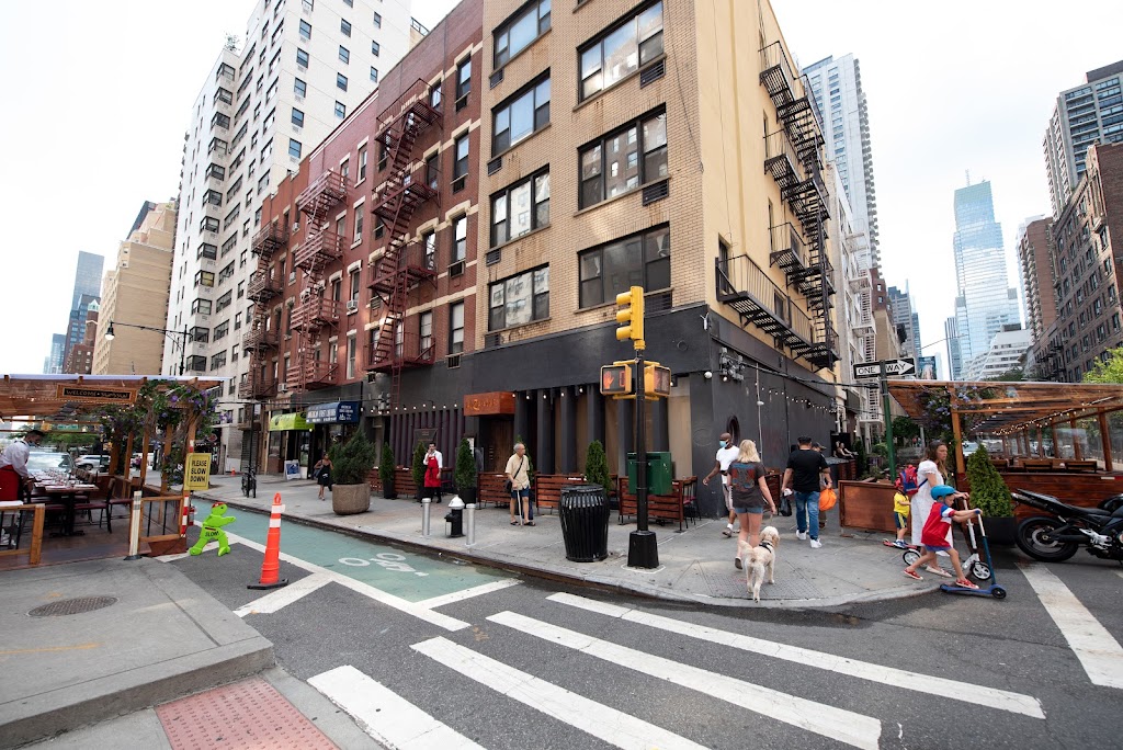 Au Zaatar | restaurant | 1063 1st Ave., New York, NY 10022, USA | 2126253982 OR +1 212-625-3982