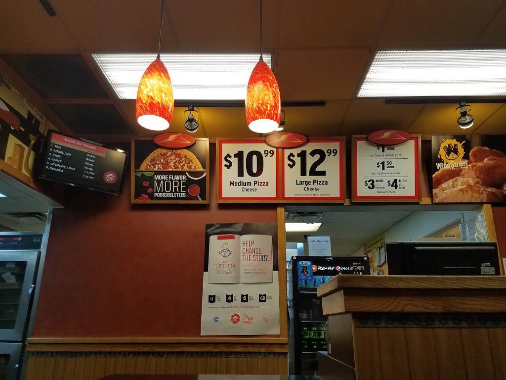 Pizza Hut | restaurant | 17630 Vanowen St, Van Nuys, CA 91406, USA | 8183437070 OR +1 818-343-7070