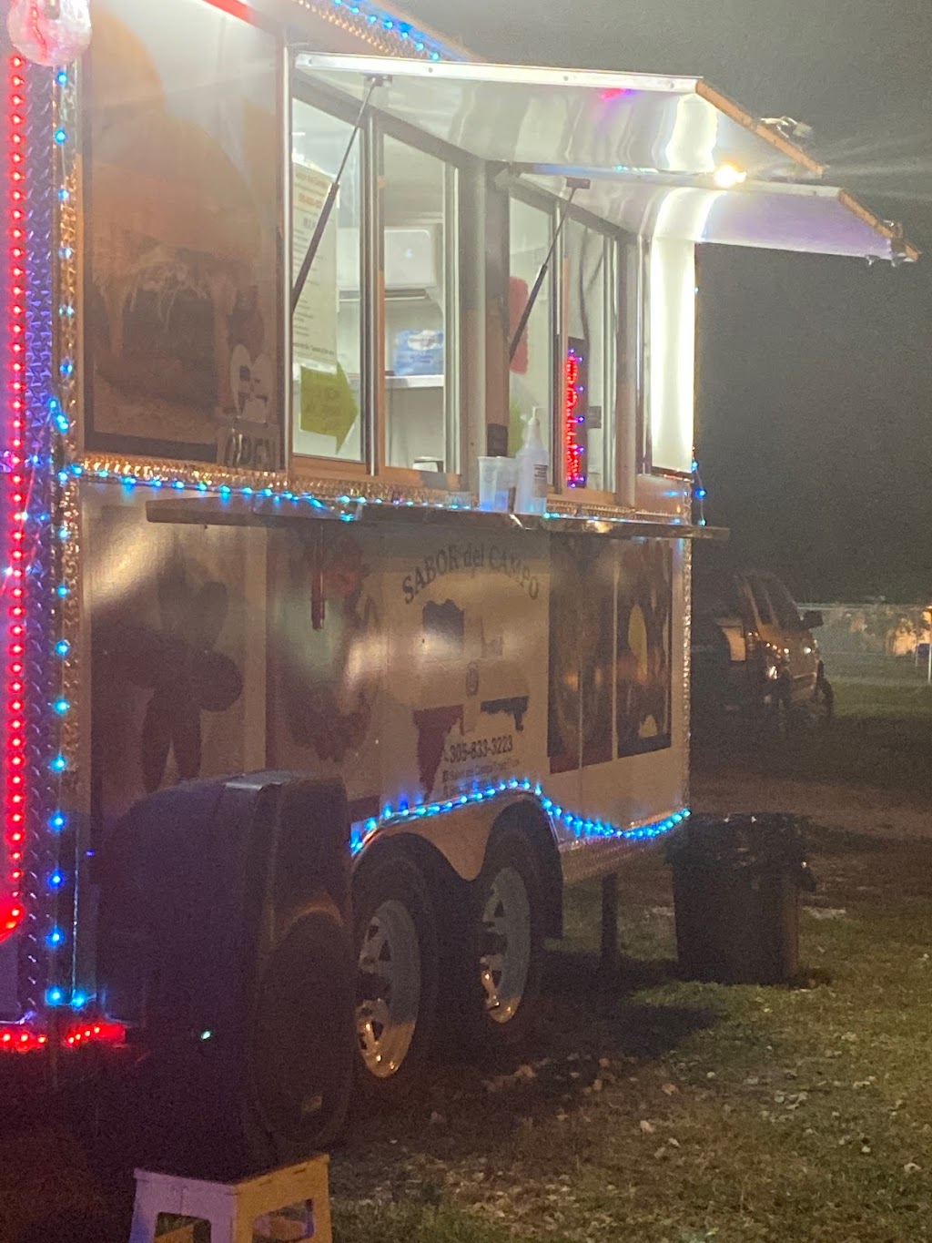 Sabor del Campo Dominican Food | restaurant | 18300 SW 109th Avenue Entrance on, SW 184th St Side, Cutler Bay, FL 33157, USA | 3058333223 OR +1 305-833-3223