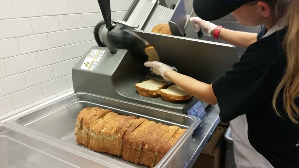 Jimmy Johns | meal delivery | 6718 Papermill Dr NW, Knoxville, TN 37919, USA | 8655585808 OR +1 865-558-5808