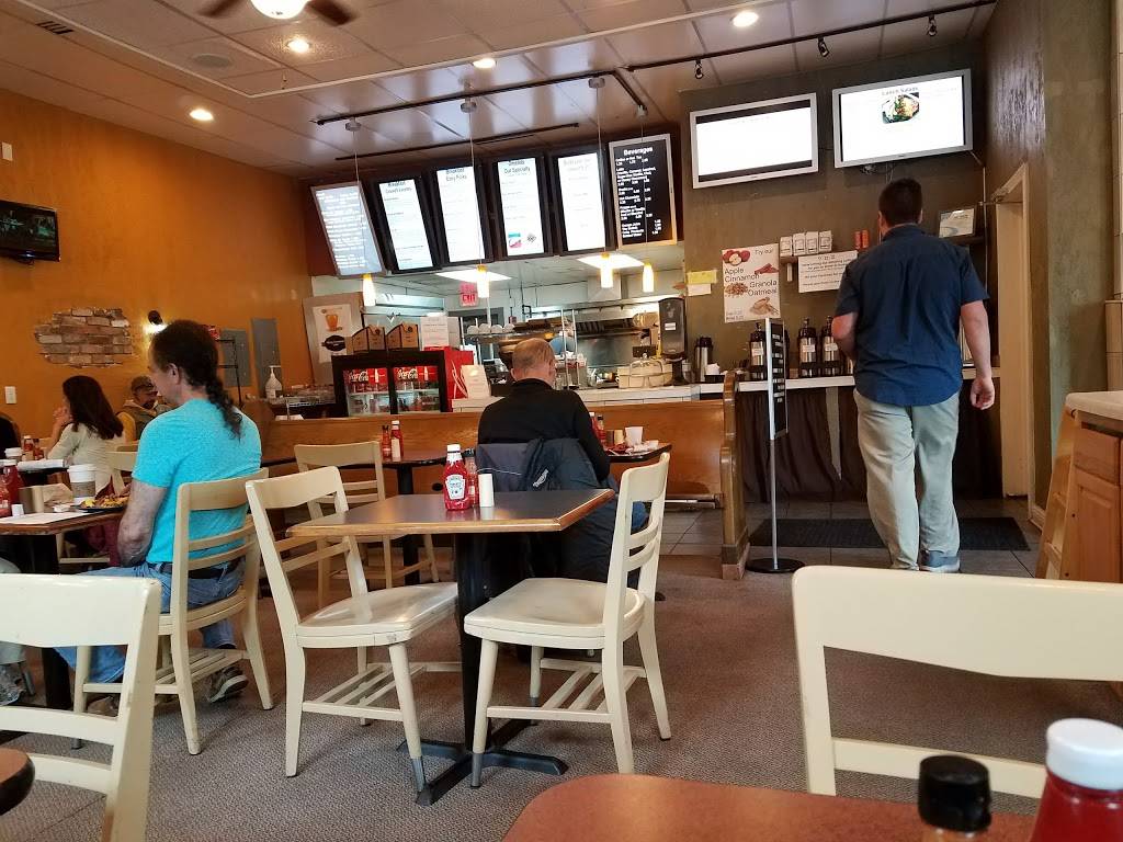 Station 702 | cafe | 702 Douglas Ave, Kalamazoo, MI 49007, USA | 2693503599 OR +1 269-350-3599