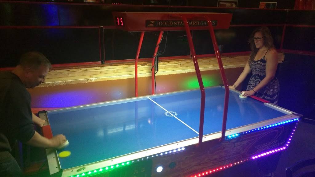 Celebrities Sports Grill | restaurant | 12013 5th St, Yucaipa, CA 92399, USA | 9097970900 OR +1 909-797-0900