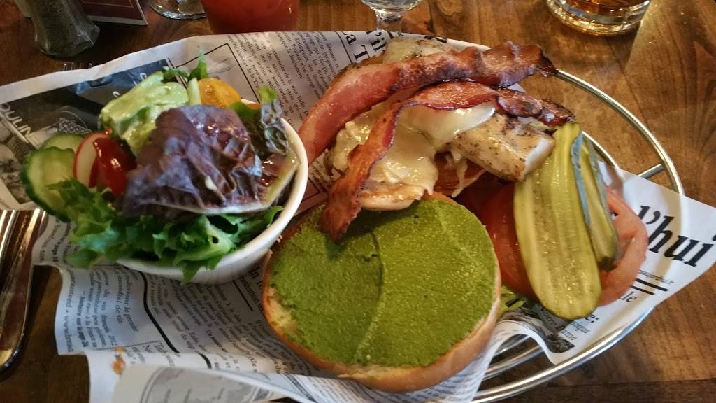 Moodys Bistro Bar & Beats | restaurant | 10007 Bridge St, Truckee, CA 96161, USA | 5305878688 OR +1 530-587-8688